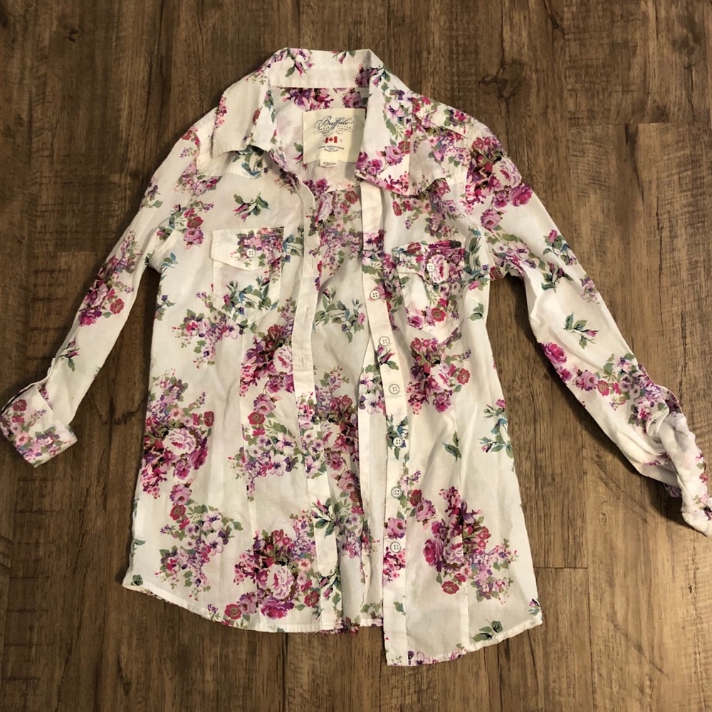 Women’s floral flannel